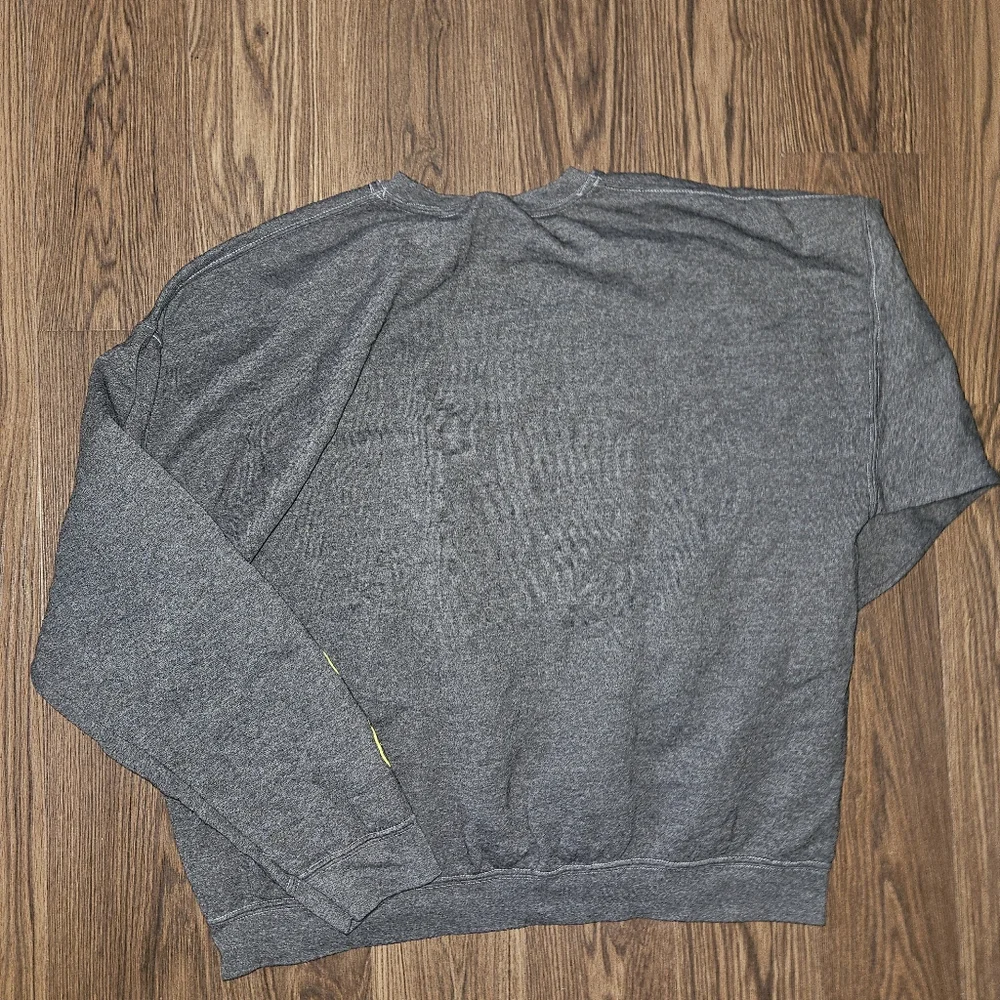 NIRVANA Nevermind Crewneck Sweater Gray Sweatshirt Yellow Graphics Small Medium